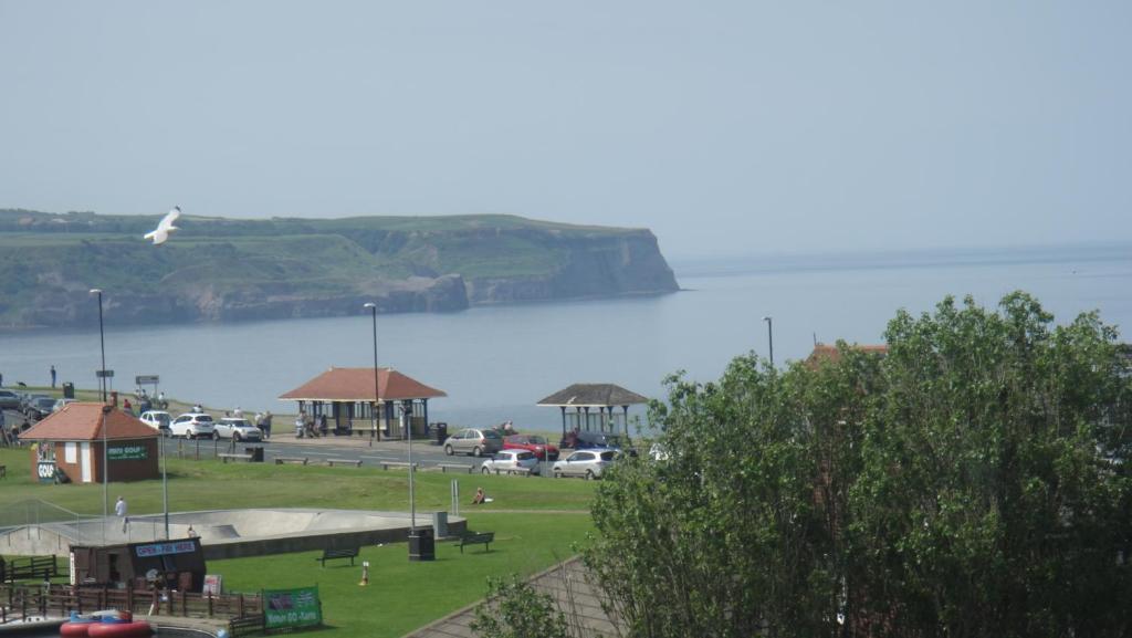 The Middleham Whitby Quarto foto